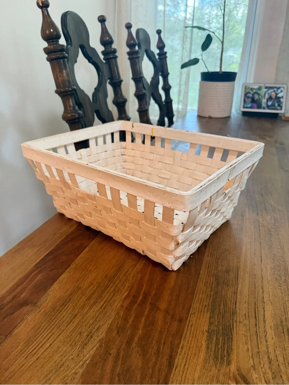 IKEA KNARRA basket. White Woven Decorative Basket - Home Accents